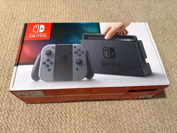 Nintendo Switch HAC-001 32GB Console w Gray Joy‑Con, Travel Case, Dock & Game