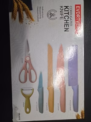 Corrugated Kitchen Knife Set – 6 Piece – Pastel Colors – New