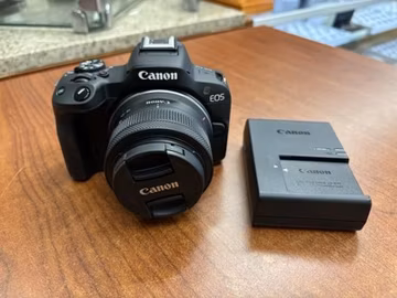 Canon EOS R50 Mirrorless Camera in Black w/ RF-S 18-45mm F4.5-6.3 IS STM Lens