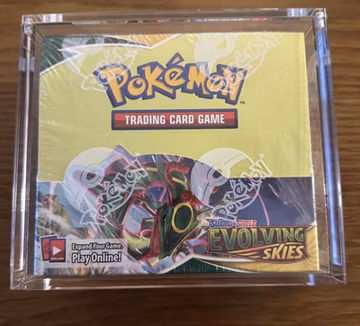 Pokemon Evoling Skies Booster Box (36 Packs ) New Sealed