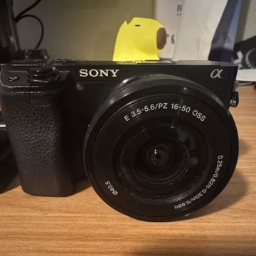Sony Alpha a6300 24.2MP 4K. Mirrorless Camera 16-50mm OSS. Free lens + batteries
