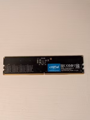 Crucial 16GB DDR5 4800MHz UDIMM Desktop RAM CL40 CT16G48C40U5
