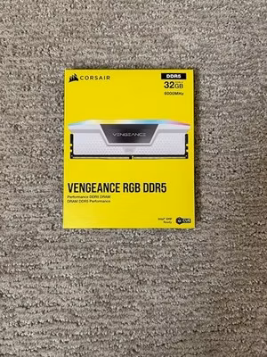 CORSAIR Vengeance RGB 32GB (2 x 16GB) DDR5 RAM WHITE (NEW)