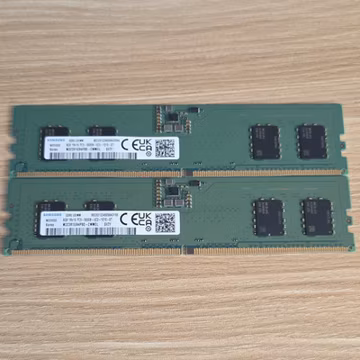 Samsung 16GB (2x8GB) DDR5 PC5-5600B 288-Pin UDIMM RAM M323R1GB4PB0-CWM0L