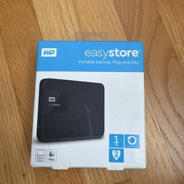 New Western Digital WD Portable EasyStore 1TB WD Backup plug & play