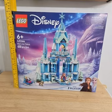 New LEGO Disney Princess Frozen Elsa's Ice Palace Set NIB 43244 Sealed
