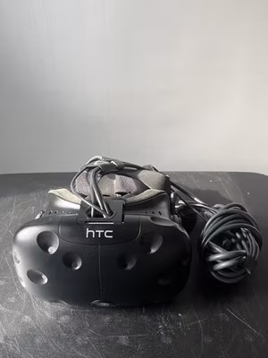 HTC Vive Virtual Reality VR Headset Only w/cables WORKS