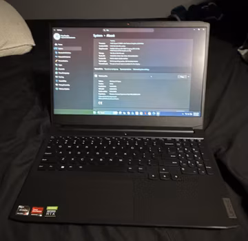 Lenovo IdeaPad Gaming 3 15.6in Ryzen 5 5600H RTX 3050 Ti 8GB 256GB SSD.