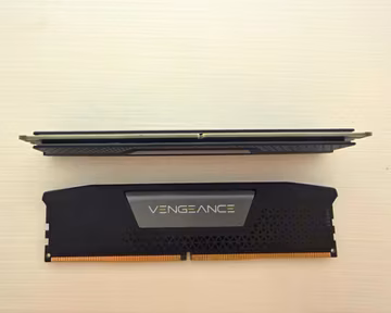 Corsair Vengeance 32GB (2x16GB) DDR5-5200 DIMM Unbuffered CMK32GX5M2B5200C40