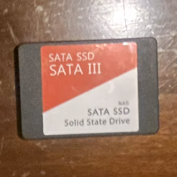 2.5" SATA III Internal Solid State Drive SSD - Black/Red/White