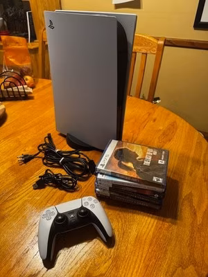 Sony PlayStation 5 PS5 Disc Edition CFI-1215A 825GB Bundle + 5 Games TLOU FF7 Je