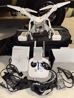DJI Phantom 3 Professional 4K Drone Complete Bundle