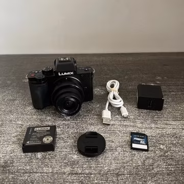 Panasonic LUMIX DC-G100 4K Mirrorless Vlogging Camera Kit 12-32mm Lens & 16GB SD