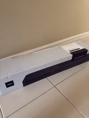 Bose Smart Soundbar 600 Dolby Atmos Bluetooth Wireless TV Sound Bar Alexa Voice