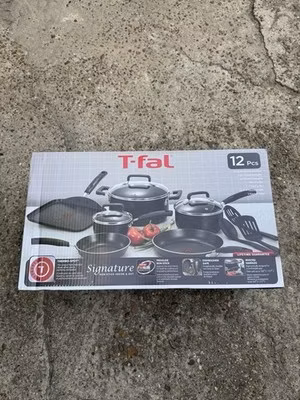 NEW T-Fal Signature 12 Piece Non-Stick Cookware Set. Black 95