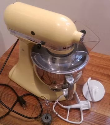 KitchenAid Hobart K45SS Vintage Yellow 10 Speed Tilt Head Stand Mixer 4.5Qt Bowl
