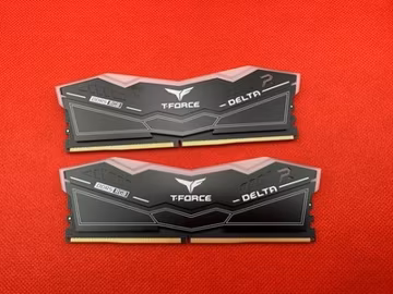 TeamGroup T-FORCE DELTA RGB 32GB (2 x 16GB) DDR5-6000