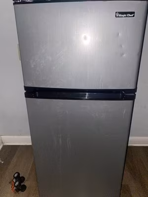 Mini Fridge with freezer