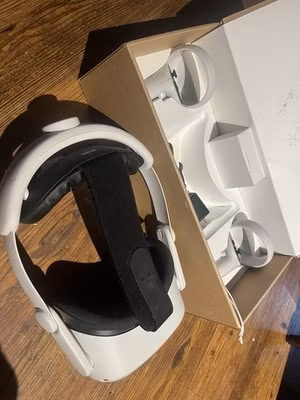 Meta Oculus Quest 2 VR 128GB Headset White w/ Upgraded Adapter Head Strap