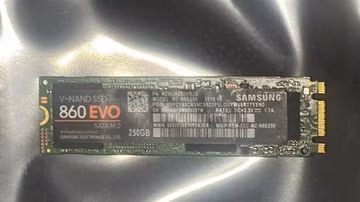 Samsung 860 EVO 250GB M.2 SATA SSD MZ-N6E250 Internal Solid State Drive Tested