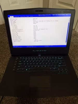 Dell Alienware 15R3 i7-7700HQ 2.80GHz 16GB DDR4 1060GTX