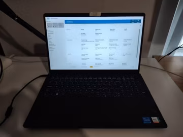 DELL Vostro 3520 Laptop 15.6" Full HD i5-1235U 8GB DDR4 256GB SSD Model 95CVF