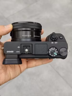 Sony Alpha a6400 Mirrorless 24.2MP 4K Digital Camera w/16-50mm Lens 100% Working