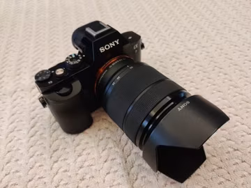 Sony Alpha A7 24.3MP Full Frame Mirrorless Digital Camera with 28-70mm Lens