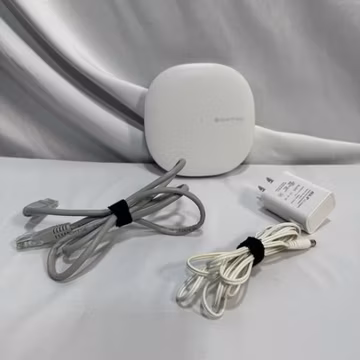 Samsung SmartThings Hub V3 IM6001-V3P01 Zigbee Z-Wave Plus Smart Home Hub