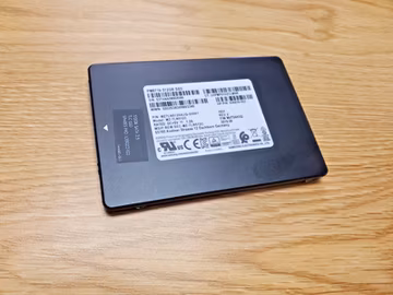 Samsung 512GB SSD, SATA, 2.5" Internal Hard Drive (MZ-7LN5120)