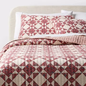 Patchwork Quilt Set - Threshold