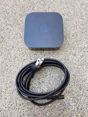 Apple TV 4K Wi-Fi + Ethernet 128GB (3rd generation) w/ Locator Case & AirTag
