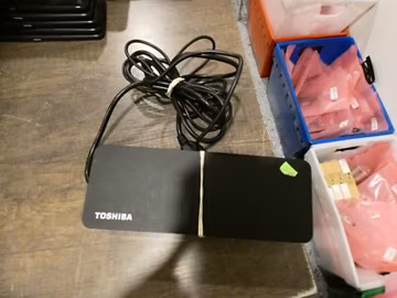 Toshiba Thunderbolt 3 Dock PA5281U-1PRP USB A/C DP HDMI Dual 4K Docking Station