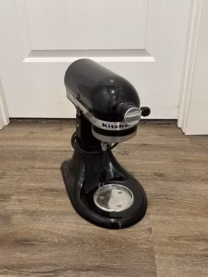 KitchenAid Classic Series 4.5qt Tilt-Head Stand Mixer K45SSOB - Onyx Black