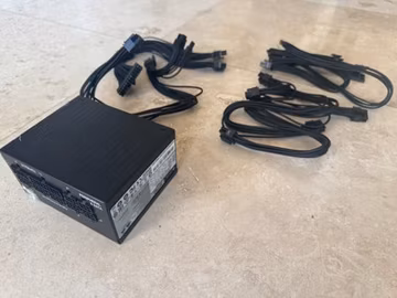 Corsair SF Series SF750 - 750 Watt 80 Plus Platinum Certified PSU