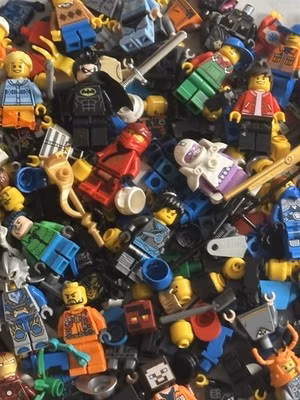 LEGO MINIFIGURES $2.45 EACH RANDOM MIX ALL W/ ACCESSORIES CHOOSE QUANTITY!