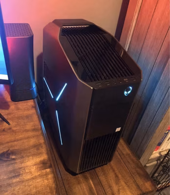 Alienware Aurora R8 Gaming Tower Desktop i7-8700 3.2GHz 16GB Win11 Black