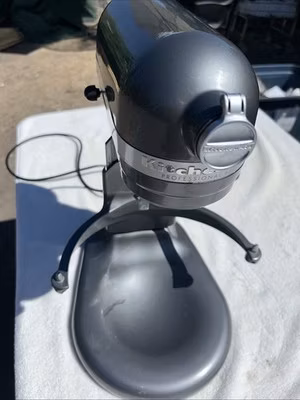 KitchenAid KP26m1xpm 6-quart Professional 600 Series Bowl-Lift Stand MIXER ONLY