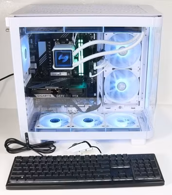Skytech King 95 Gaming PC Desktop, Ryzen 7 9700X, 1TB SSD, RTX5060Ti, 32GB DDR5