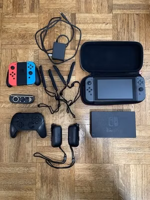 Nintendo Switch Console Bundle - Pro Controller, 4 Joy-Cons, Zelda D-Pad, Case