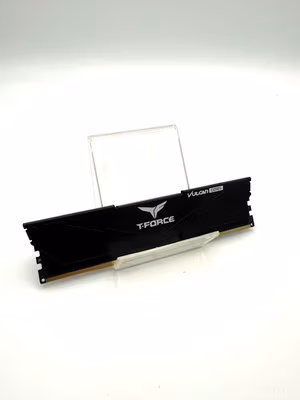 Open Box - TeamGroup T-FORCE VULCAN 16GB DDR5 6400MHz RAM FLBD516G6400HC38JBK