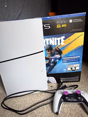 Sony PS5 Digital Edition 825GB White/Black Fortnite Bundle 4K HDR HDMI
