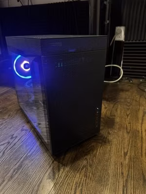 Mid-High Range Gaming/Working PC I7 10700k RTX 4060 32gb Ram