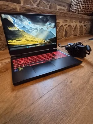 Acer AN515-58-75NM Nitro 15.6" FHD i7-12650H 2.7GHz NVIDIA GeForce RTX 4050 6GB