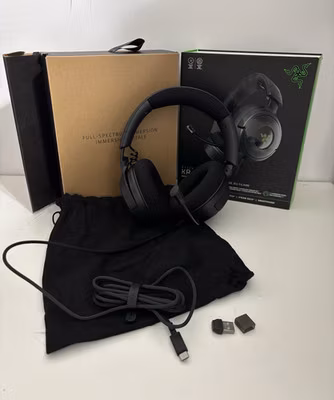 Razer Kraken V4 X Over-Ear Wired Gaming Headset PC PS5 Switch Black