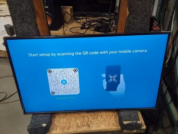 Samsung 32" Class Q8F Series QLED 4K UHD HDR Smart TV – 2025 Model