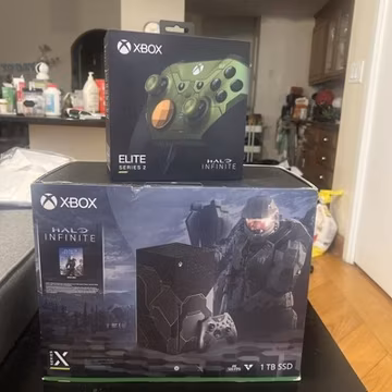 Microsoft Xbox Series X 1TB Black 4K Wi-Fi Region Free w/ Controller Bundle