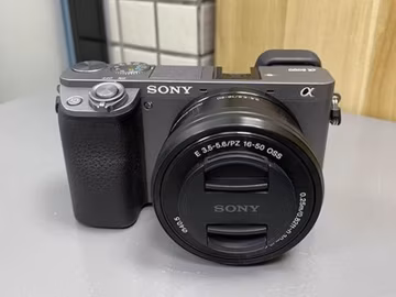 Sony Alpha A6000 24.3MP Mirrorless Digital Camera with 16-50mm Lens - 95% New