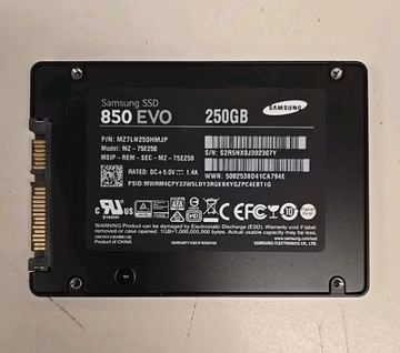 Samsung 850 EVO MZ-75E250 250 GB 2.5 in SATA III Solid State Drive