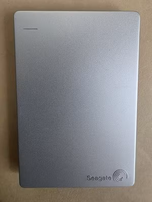 Seagate Backup Plus Portable Drive Model SRD00F1